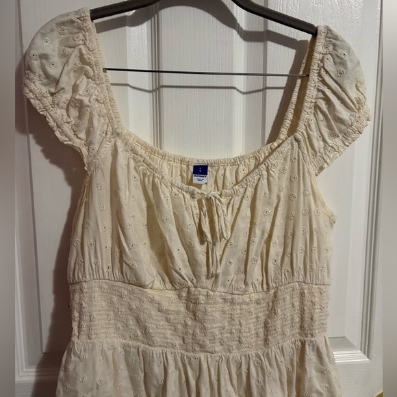 Old Navy Dresses & Skirts - Old Navy Cream Eyelet Tie-Front Style Dress